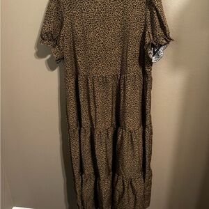 Chic Leopard Print Maxi Dress